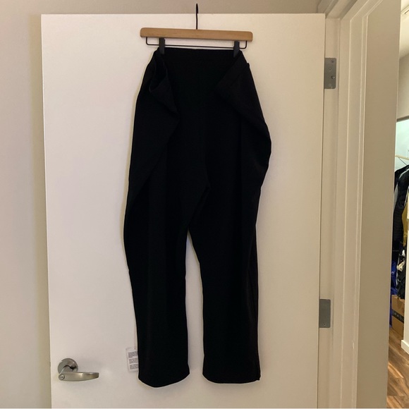 Black trousers - Picture 2 of 2